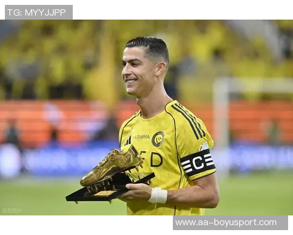 C罗荣获葡萄牙环球声望奖赞誉其辉煌职业生涯成就