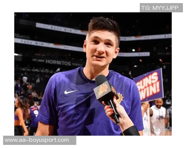 克拉克斯顿赛季数据亮眼场均131分75篮板4助攻14盖帽领跑全队