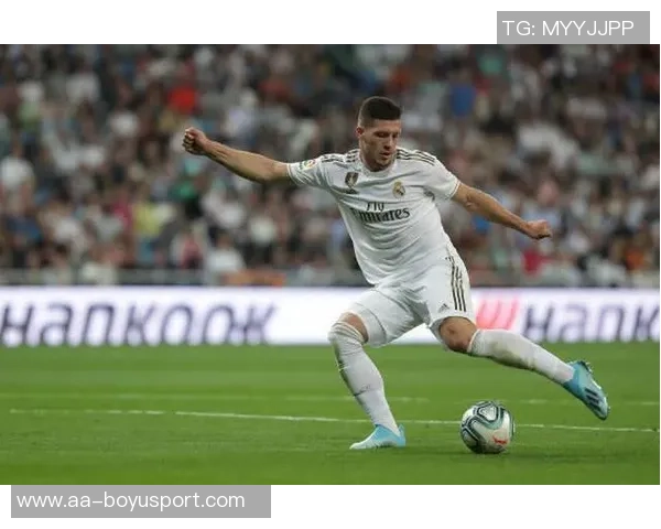 斯特林明确表示不再考虑租借交易愿意接受合适报价来自任何球队 斯特林明确表示不再考虑租借交易愿意接受合适报价来自任何球队